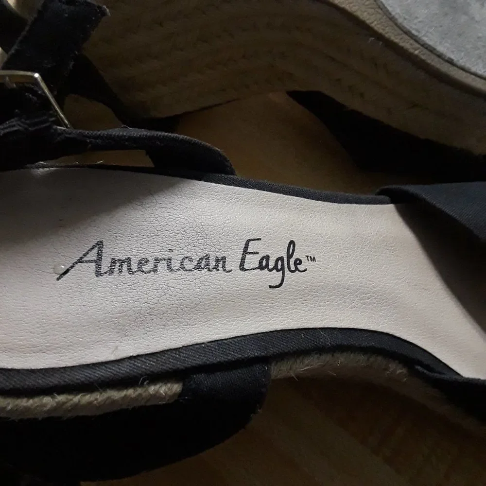 American Eagle espadrilles black wedge sandals size 8